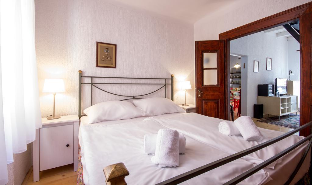 Apartment Vintage By Locap Group بيران المظهر الخارجي الصورة
